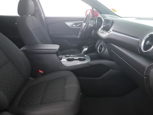 Used 2020 Chevrolet Blazer LT FWD image 30