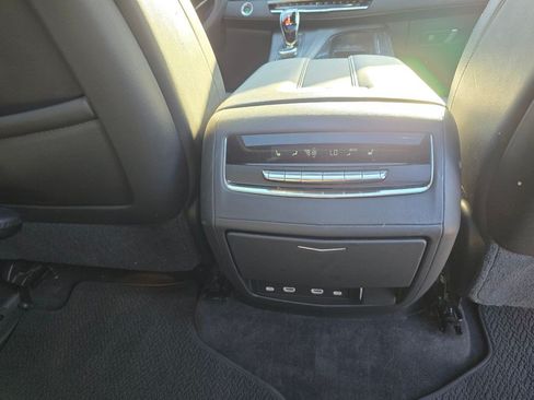 Used 2021 Cadillac Escalade ESV Sport w/ Driver Assist Tech Package AWD/4WD image 43