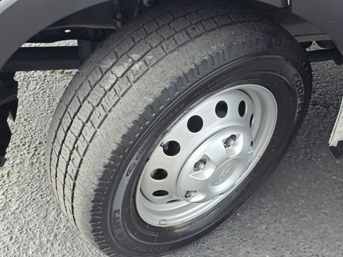 Used 2023 Ford Transit 250 Medium Roof AWD image 44