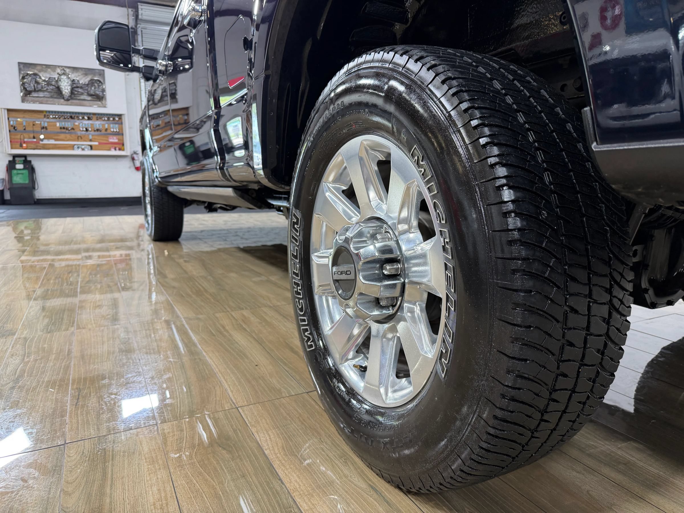 Used 2022 Ford F250 Platinum AWD/4WD image 11