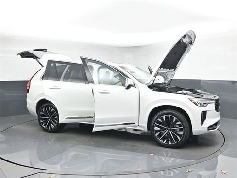 New 2026 Volvo XC90 B6 Ultra image 54