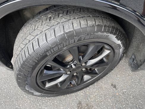 Used 2018 Dodge Durango GT w/ Premium Group AWD/4WD image 28