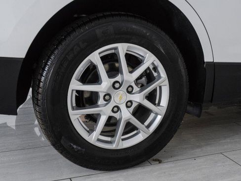 Used 2022 Chevrolet Equinox LT w/ Driver Convenience Package image 59