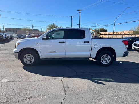 Used 2011 Toyota Tundra 4x4 CrewMax image 6