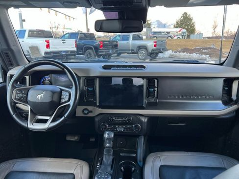 Used 2021 Ford Bronco Wildtrak AWD/4WD image 23