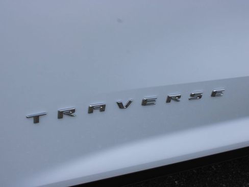New 2026 Chevrolet Traverse LT w/ Enhanced Driving Package FWD image 19