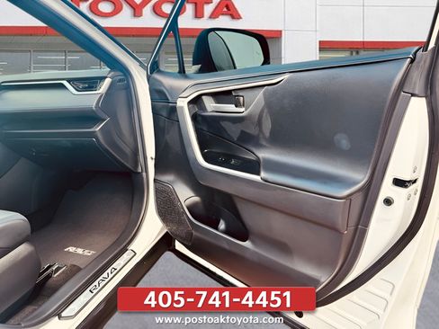 Used 2023 Toyota RAV4 XSE AWD/4WD image 25