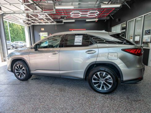 Used 2022 Lexus RX 450h AWD w/ Premium Package image 2