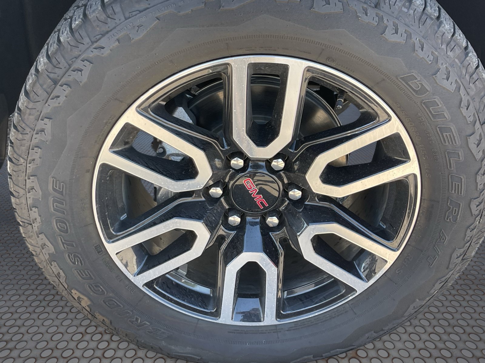 Used 2026 GMC Sierra 1500 AT4 w/ AT4 Premium Package AWD/4WD image 11