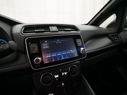 Used 2020 Nissan Leaf S w/ S Charge Package image 6