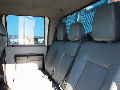 Used 2016 Ford F550 4x4 Crew Cab Super Duty image 17