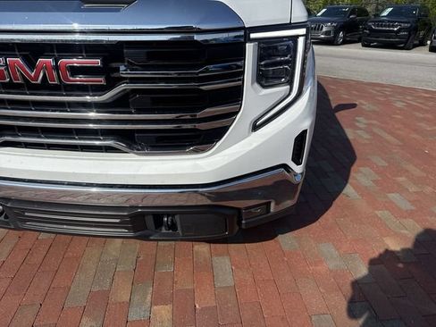 Used 2024 GMC Sierra 1500 SLT w/ SLT Premium Package AWD/4WD image 24
