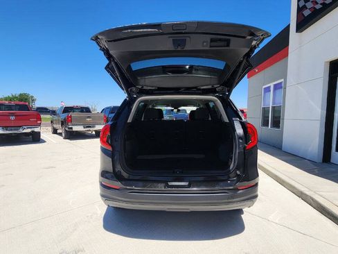 Used 2021 GMC Terrain SLE w/ Driver Convenience Package AWD/4WD image 23