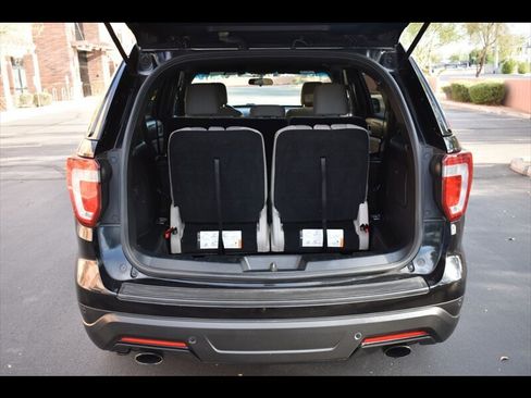 Used 2018 Ford Explorer FWD image 24