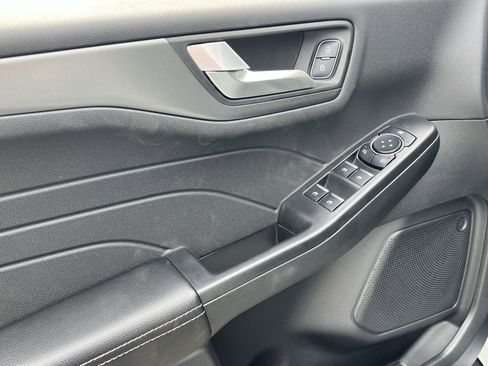 New 2026 Ford Escape SE image 15