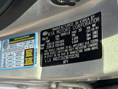 Used 2011 Kia Soul + w/ Audio Pkg image 26