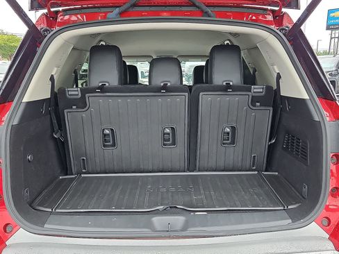 Used 2023 Nissan Pathfinder SL w/ Lighting Package (N92) AWD/4WD image 31