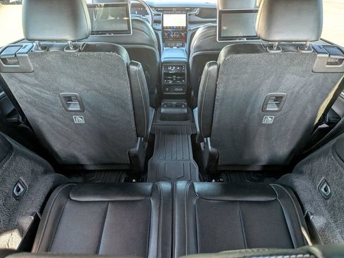 Used 2023 Jeep Grand Cherokee L Overland AWD/4WD image 35