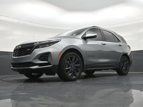 Used 2024 Chevrolet Equinox RS w/ RS Leather Package FWD image 23