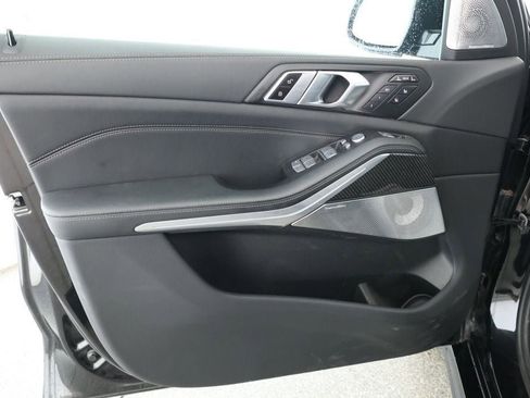 Used 2024 BMW X7 M60i w/ Executive Package image 9