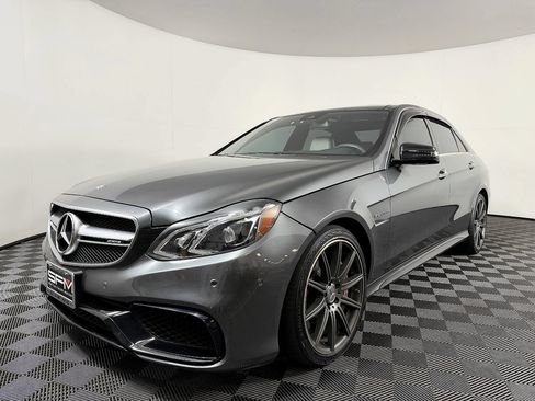 Used 2014 Mercedes-Benz E 63 AMG S-Model image 2
