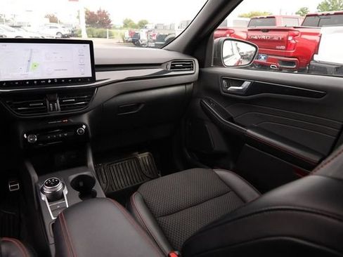 Used 2023 Ford Escape ST-Line w/ Tech Pack #1 FWD image 25