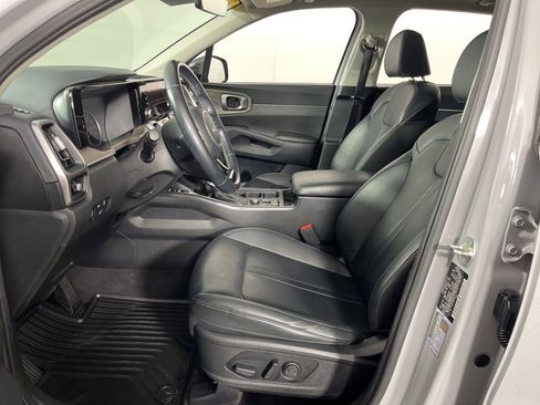 Used 2023 Kia Sorento X-Line EX image 24