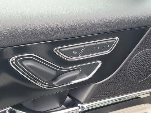 New 2026 Lincoln Corsair Premiere image 9