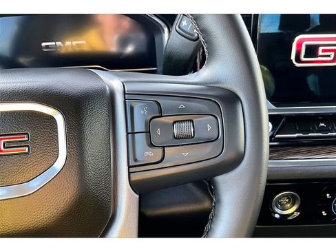 Used 2024 GMC Sierra 1500 Elevation image 13