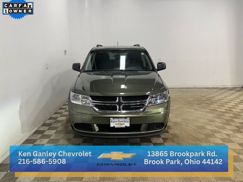 Used 2016 Dodge Journey SE image 2