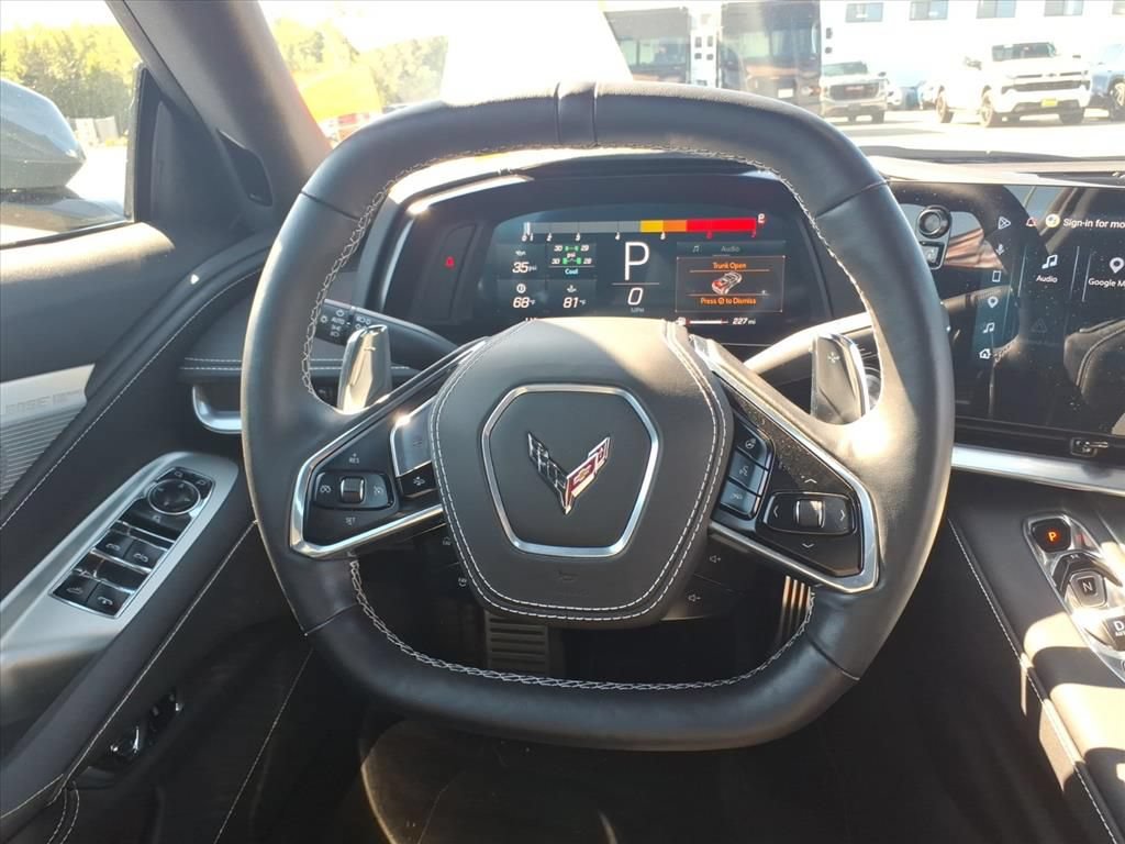 Used 2025 Chevrolet Corvette Stingray Preferred Conv w/ Z51 Performance Package RWD image 13