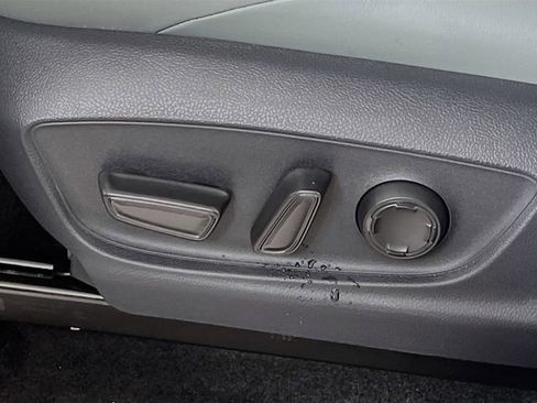 New 2025 Toyota Tacoma 4x4 Double Cab Hybrid image 12