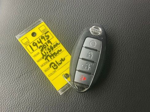 Used 2019 Nissan Titan Platinum Reserve w/ Platinum Utility Package image 26