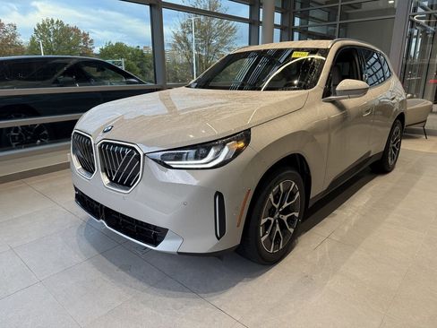 New 2026 BMW X3 xDrive30 image 3