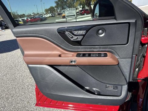 New 2026 Lincoln Aviator Reserve image 19