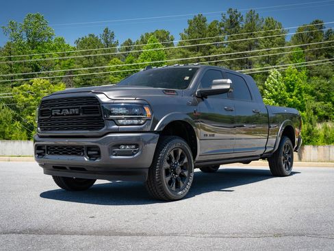 Used 2022 RAM 2500 Limited AWD/4WD image 9