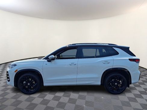 Used 2026 Volkswagen Tiguan SE R-Line AWD/4WD image 4