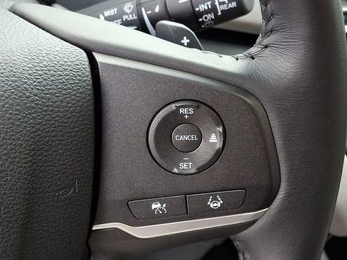 Used 2024 Honda Odyssey EX-L image 23