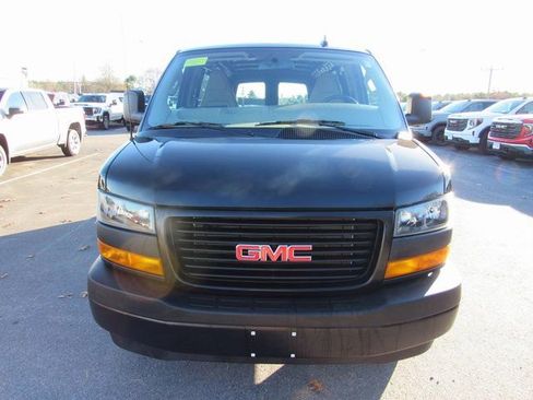 Used 2023 GMC Savana 3500 w/ Driver Convenience Package image 5