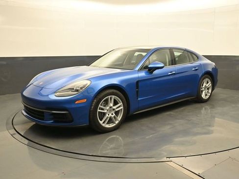 Certified 2017 Porsche Panamera 4 AWD/4WD image 1