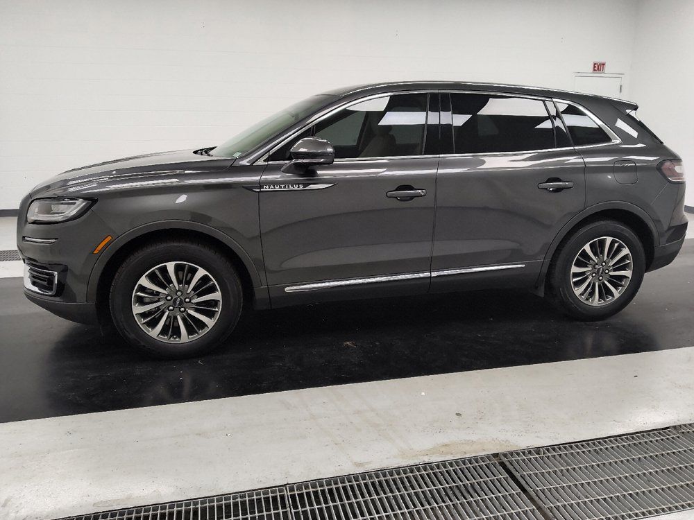 Used 2020 Lincoln Nautilus FWD w/ Equipment Group 101A image 2