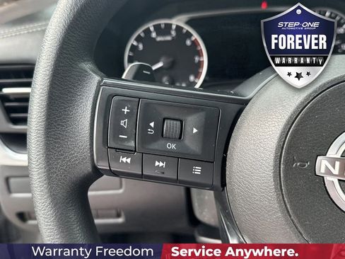 Used 2023 Nissan Rogue S FWD image 20