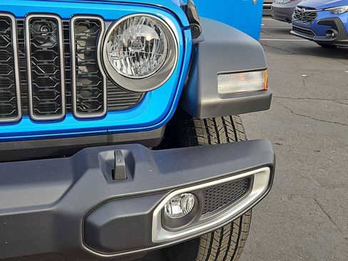 New 2026 Jeep Gladiator Sport image 11