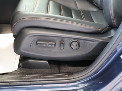 Used 2025 Honda CR-V Sport-L image 13