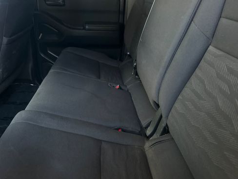Used 2024 Nissan Frontier S w/ Technology Package AWD/4WD image 5
