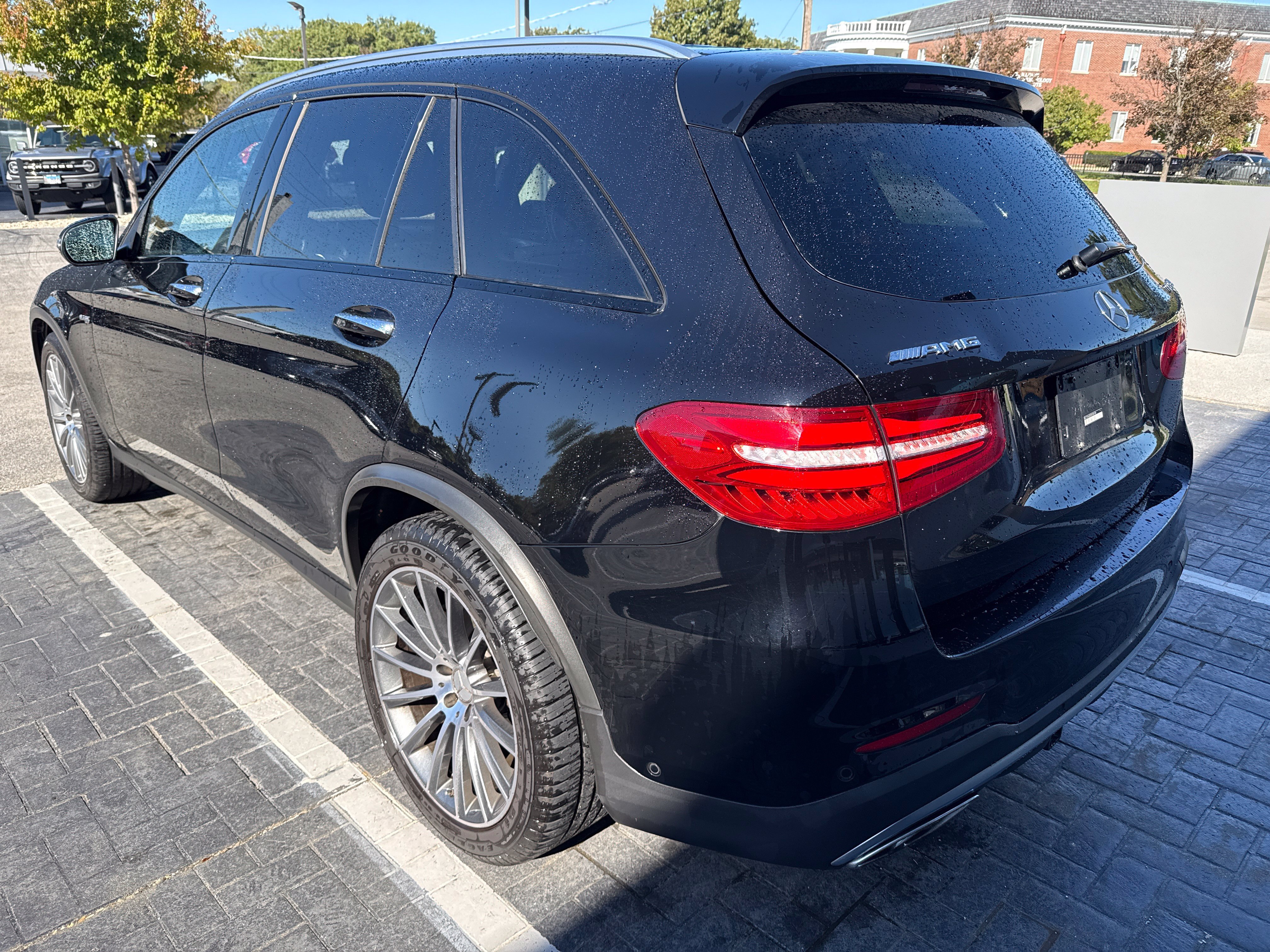 Used 2019 Mercedes-Benz GLC 43 AMG 4MATIC image 3