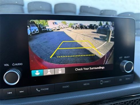 Used 2024 Honda Civic Sport image 17