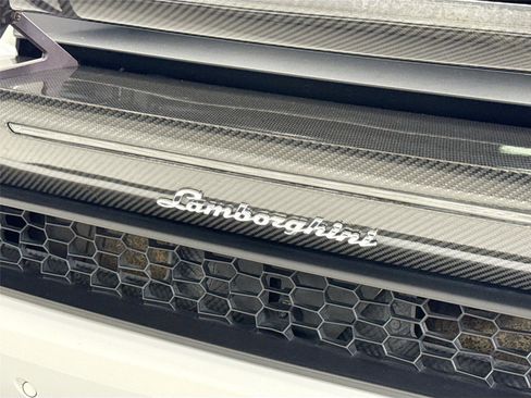 Used 2016 Lamborghini Huracan LP 580-2 image 37