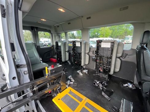 Used 2020 Ford Transit 350 XL RWD image 34