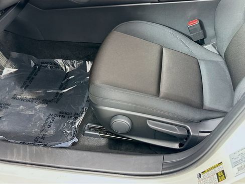 Used 2025 MAZDA MAZDA3 s FWD image 27